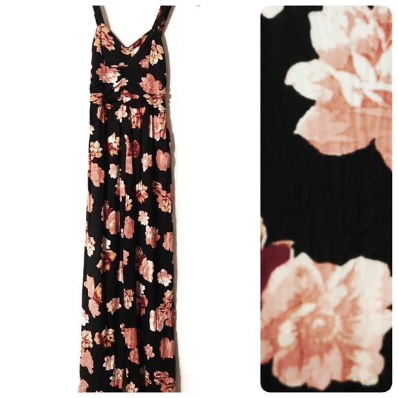 Band of Gypsies Pants - Band of Gypsies black floral jumpsuit size XS EUC